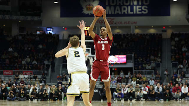 Rylan Griffen (3) vs. Purdue